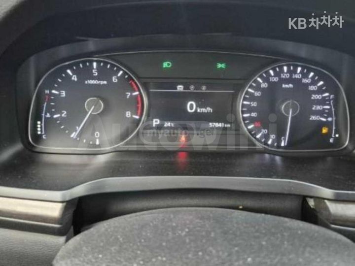 Kia Cadenza - фото 5