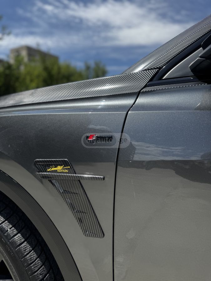 Audi Q8 - фото 7