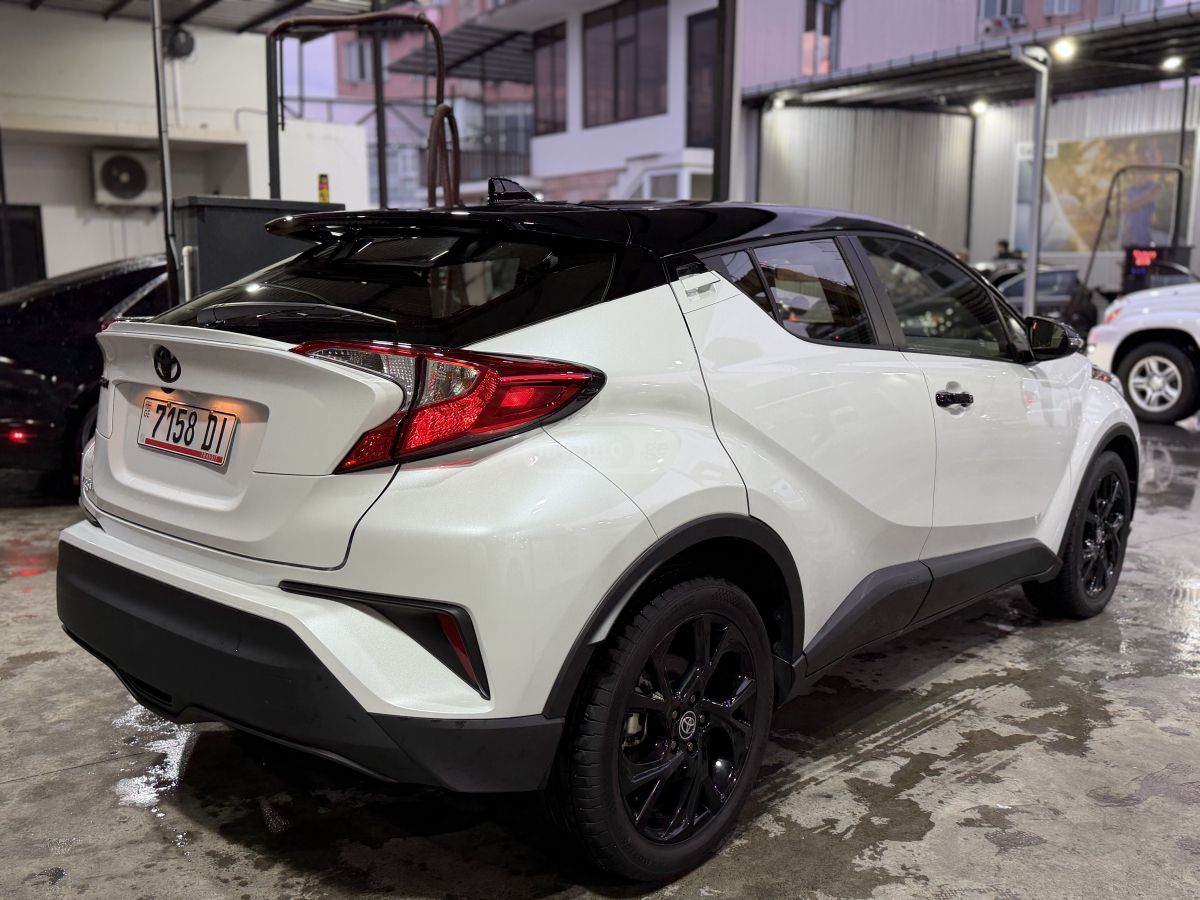 Toyota CHR - фото 2
