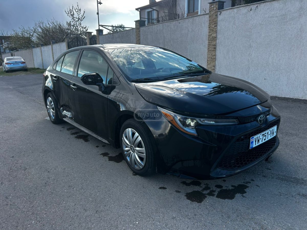 Toyota Corolla - фото 1