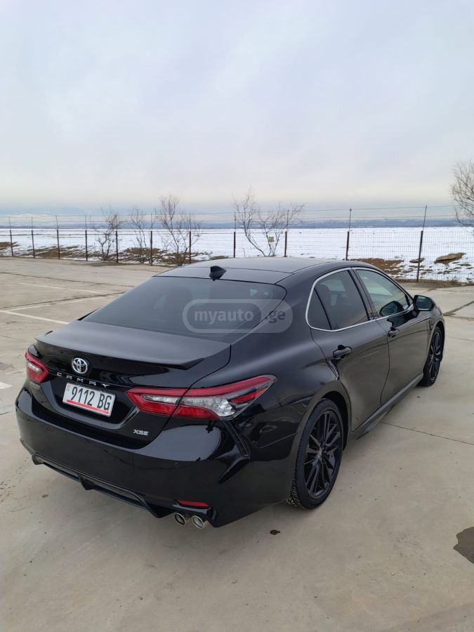 Toyota XSE 4dr Sedan CVT — миниатюра 5