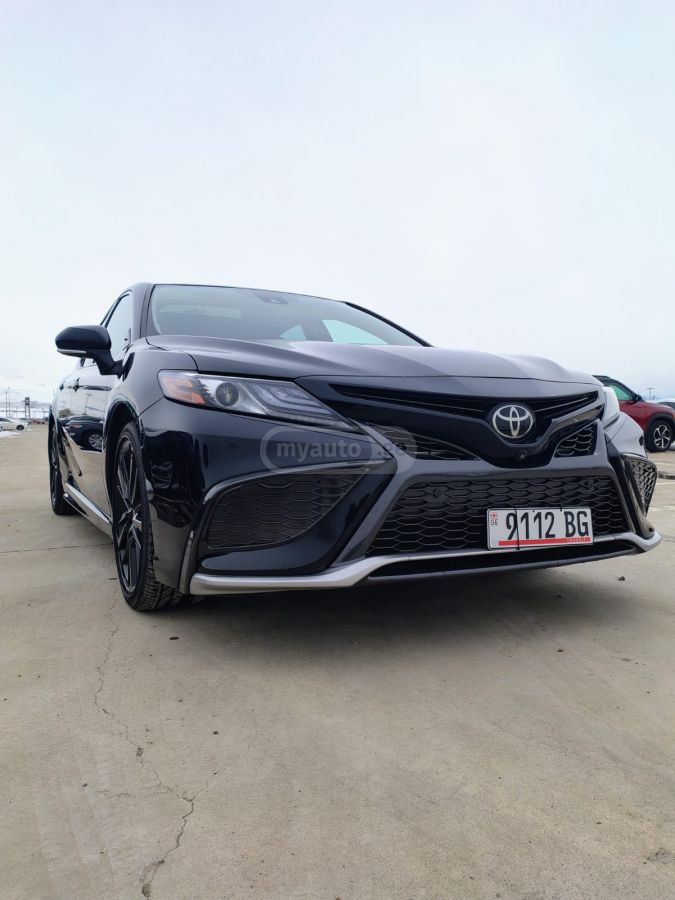 Toyota XSE 4dr Sedan CVT — миниатюра 6