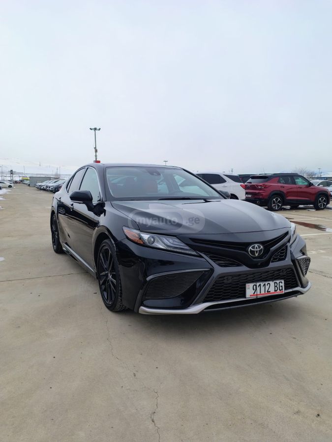 Toyota XSE 4dr Sedan CVT — миниатюра 7