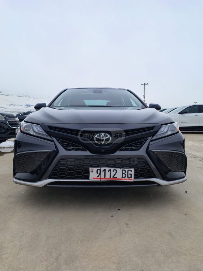 Toyota XSE 4dr Sedan CVT — миниатюра 9