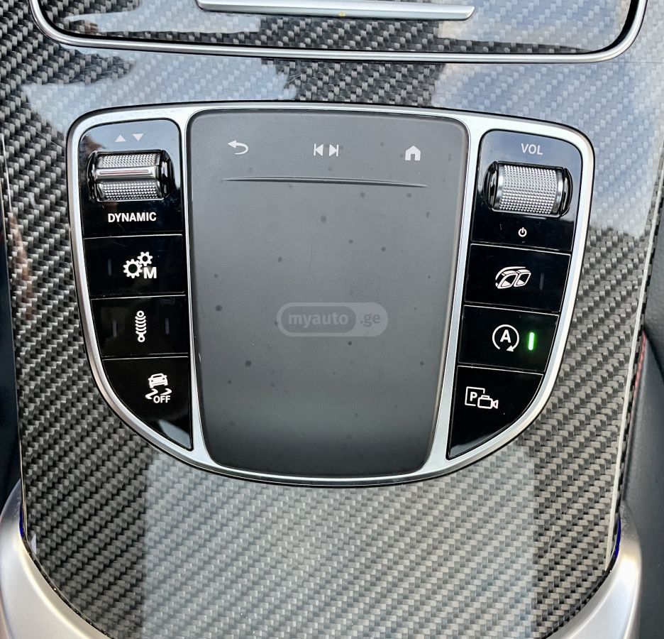 Mercedes-Benz /// AMG — миниатюра 12