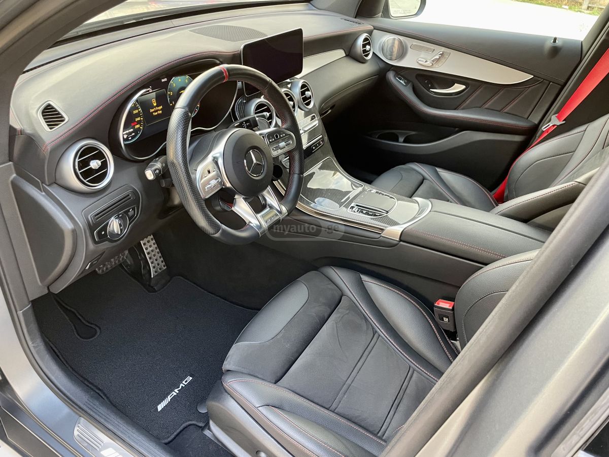 Mercedes-Benz /// AMG — миниатюра 8