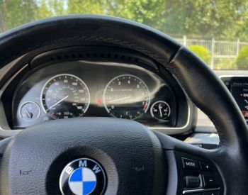 BMWX52017