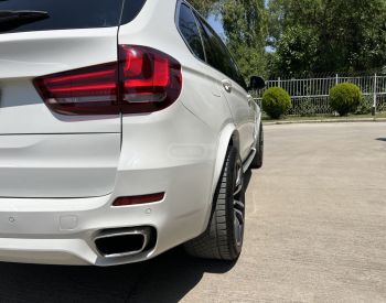 BMWX52017