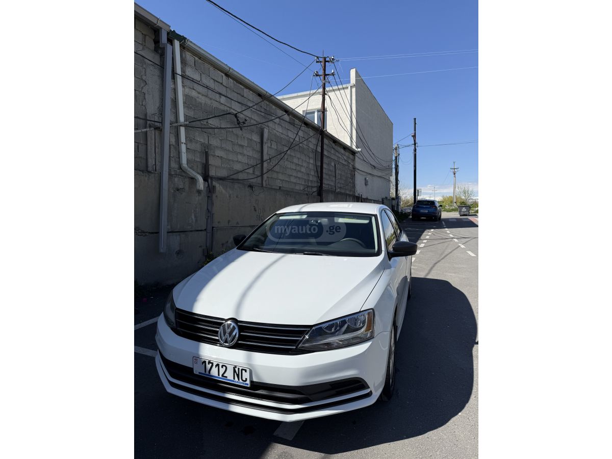 Volkswagen Jetta - фото 1