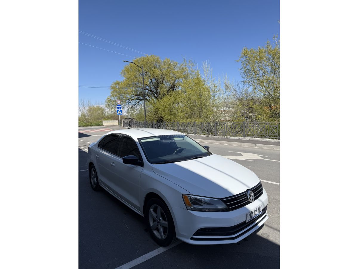 Volkswagen Jetta - фото 10