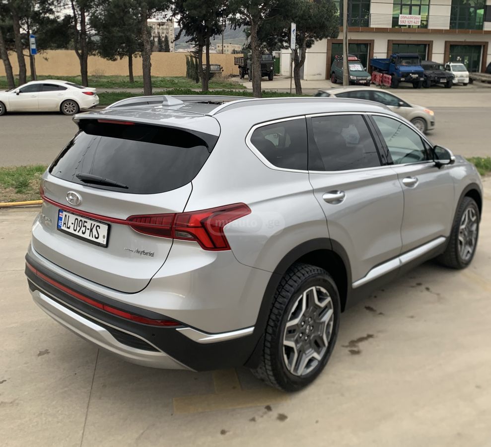 Hyundai Santa Fe - фото 4