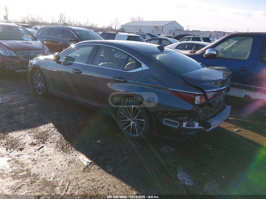 Lexus ES 350 2023 — миниатюра 3