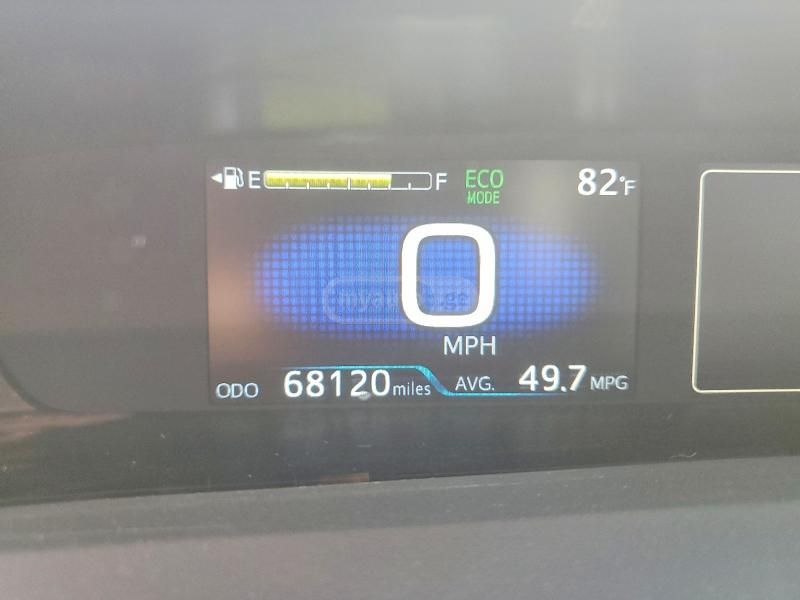 Toyota Prius Prime - фото 10