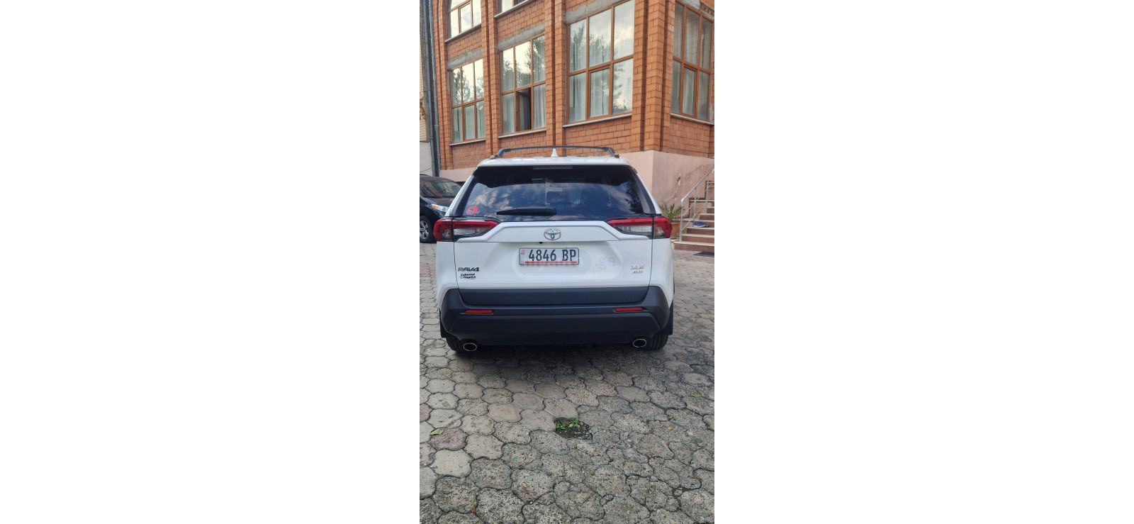 Toyota RAV 4 - фото 6