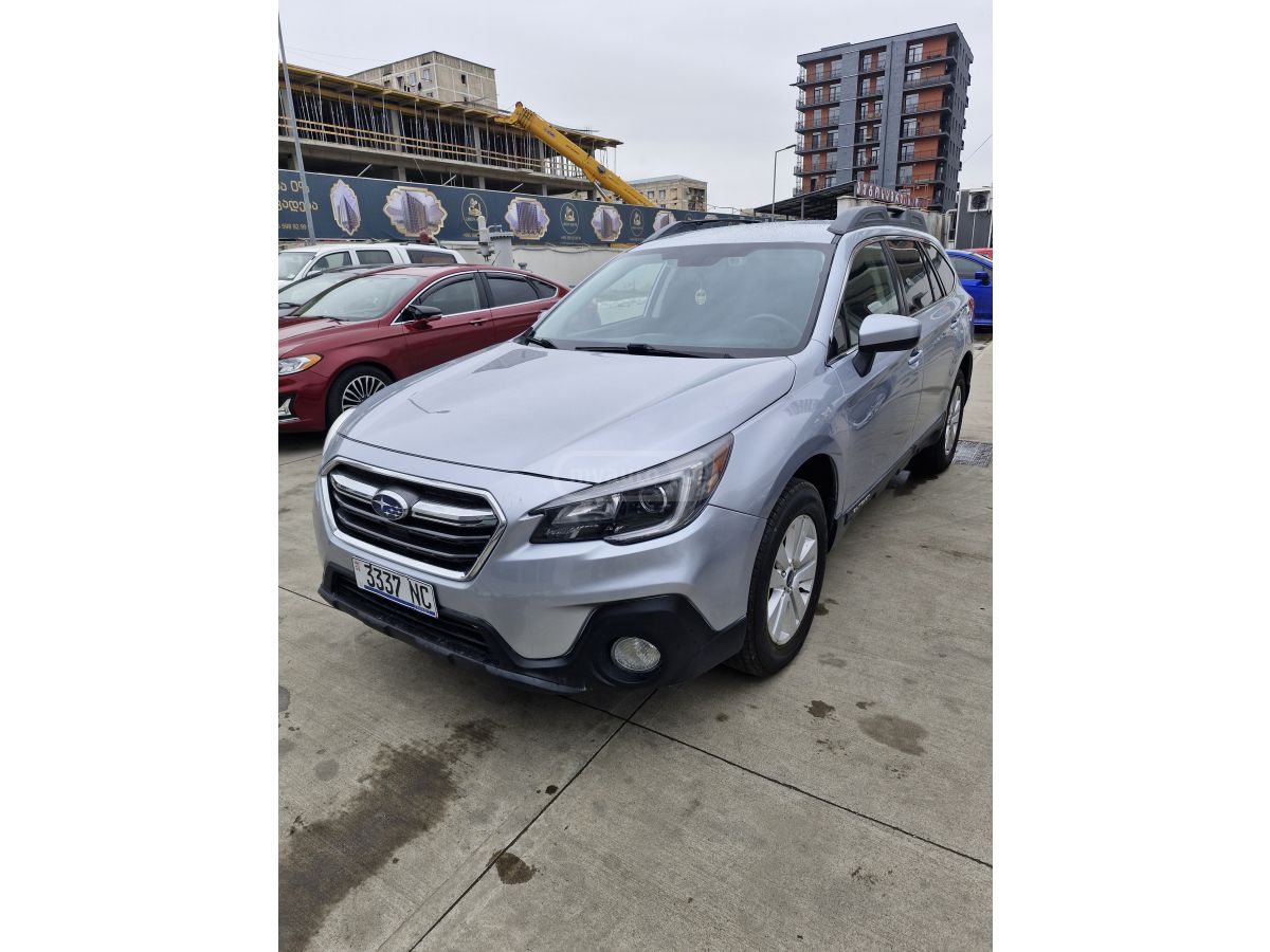 Subaru Outback - фото 2