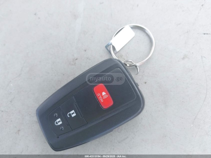 Toyota XLE — миниатюра 11