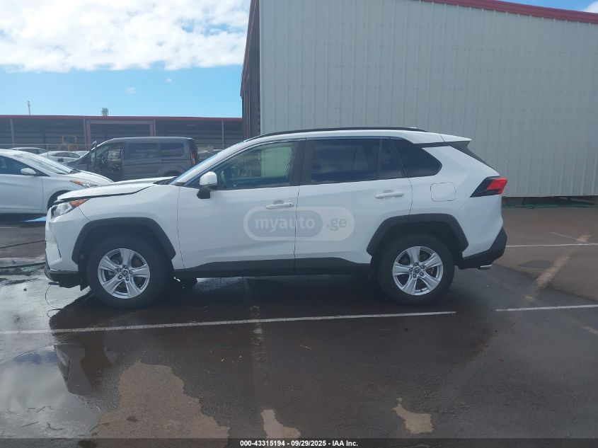 Toyota XLE — миниатюра 13