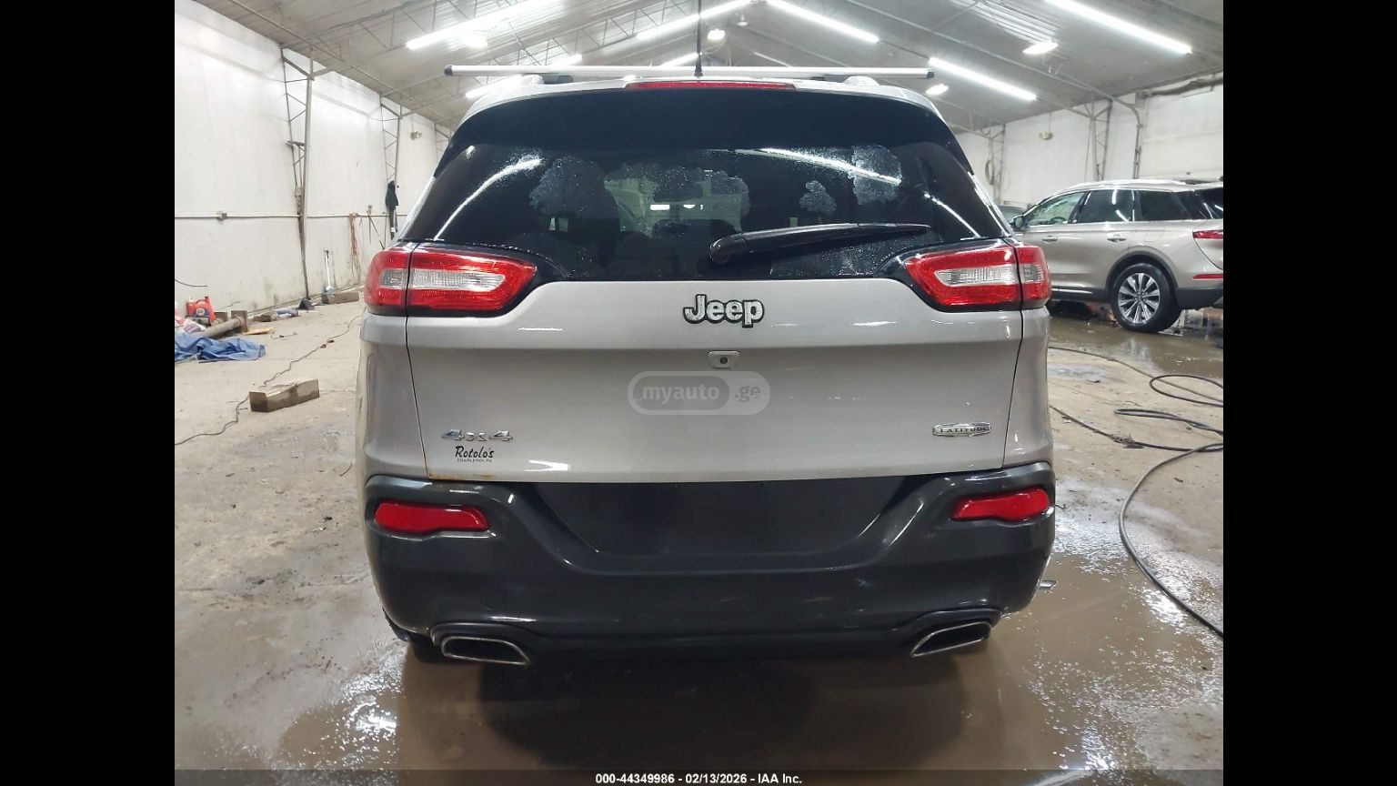 Jeep Cherokee - фото 4