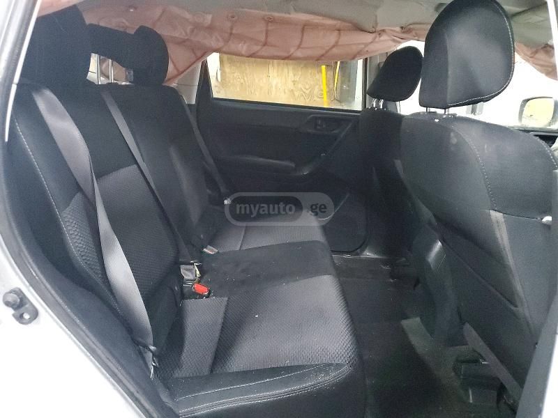 Subaru Forester - фото 8