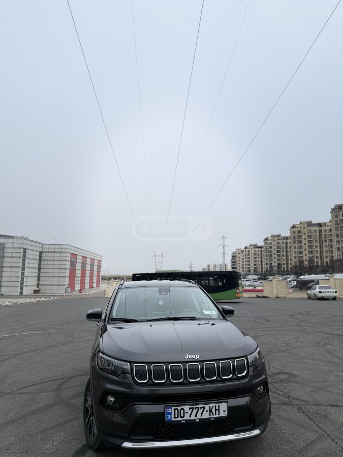 Jeep Compass - фото 2