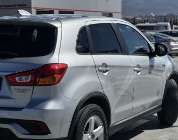 MitsubishiOutlander Sport2019
