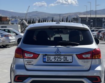 MitsubishiOutlander Sport2019