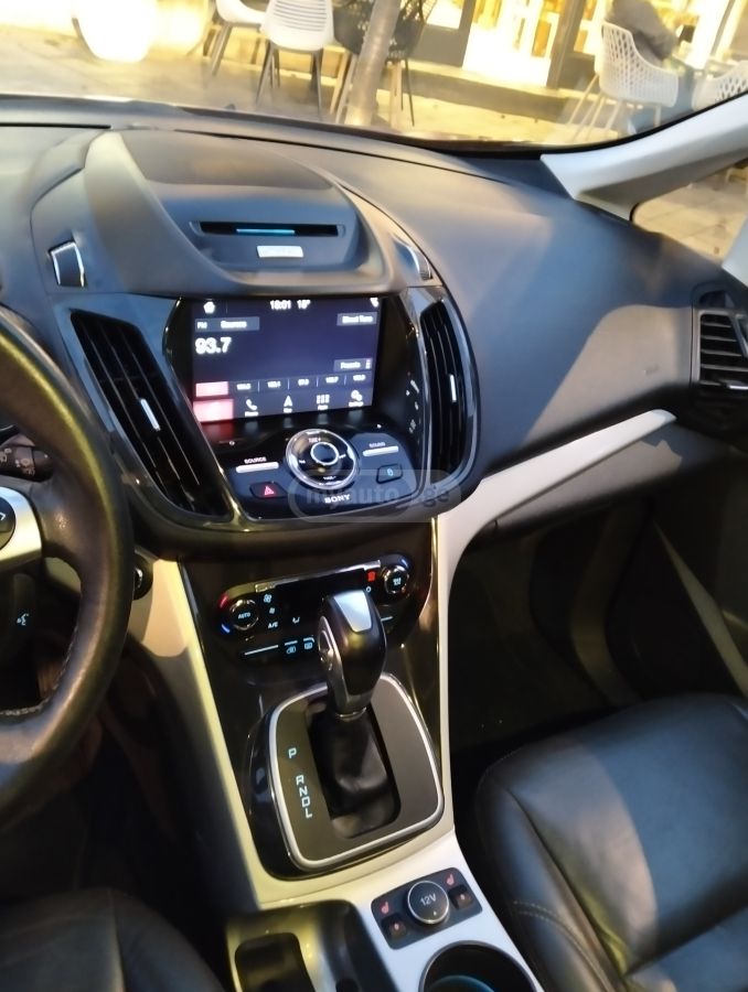 Ford C-MAX - фото 5