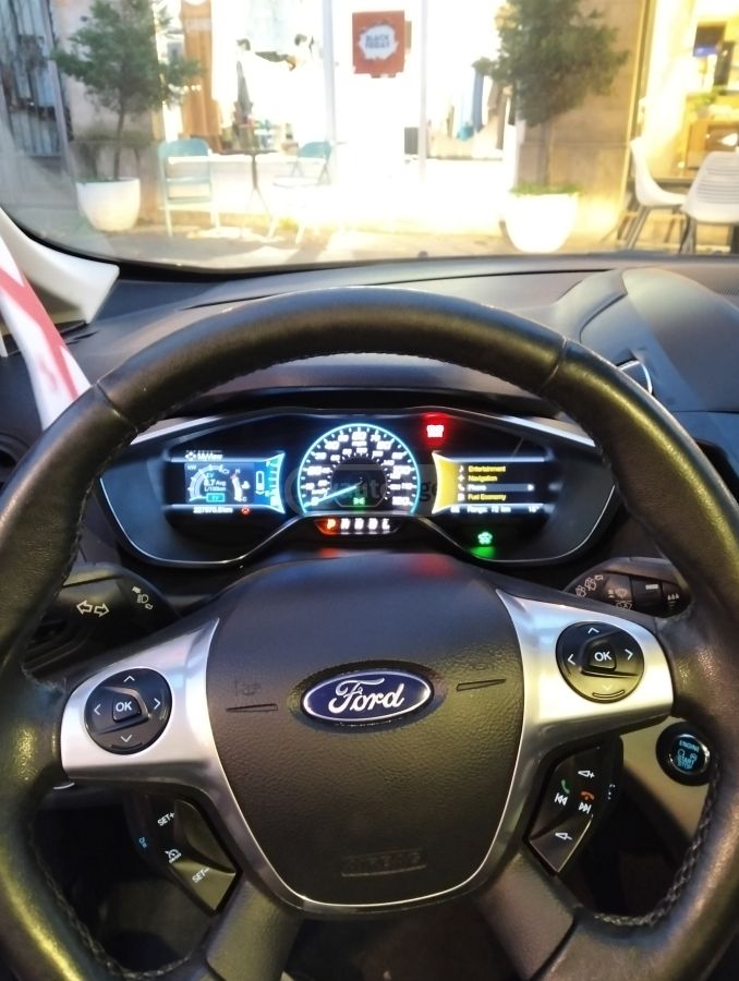 Ford C-MAX - фото 6
