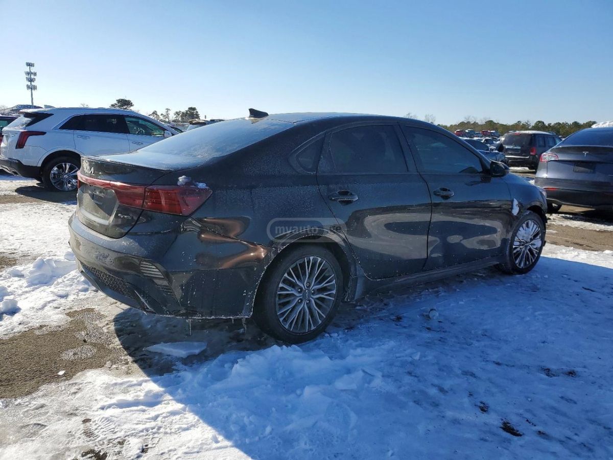 Kia Forte - фото 3