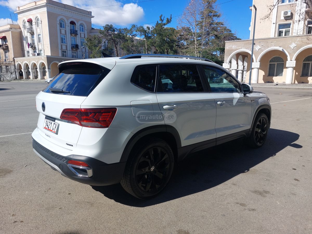 Volkswagen Taos - фото 4