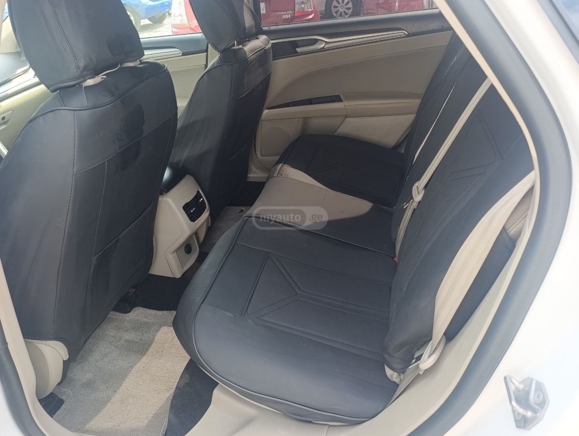 Ford Fusion - фото 6