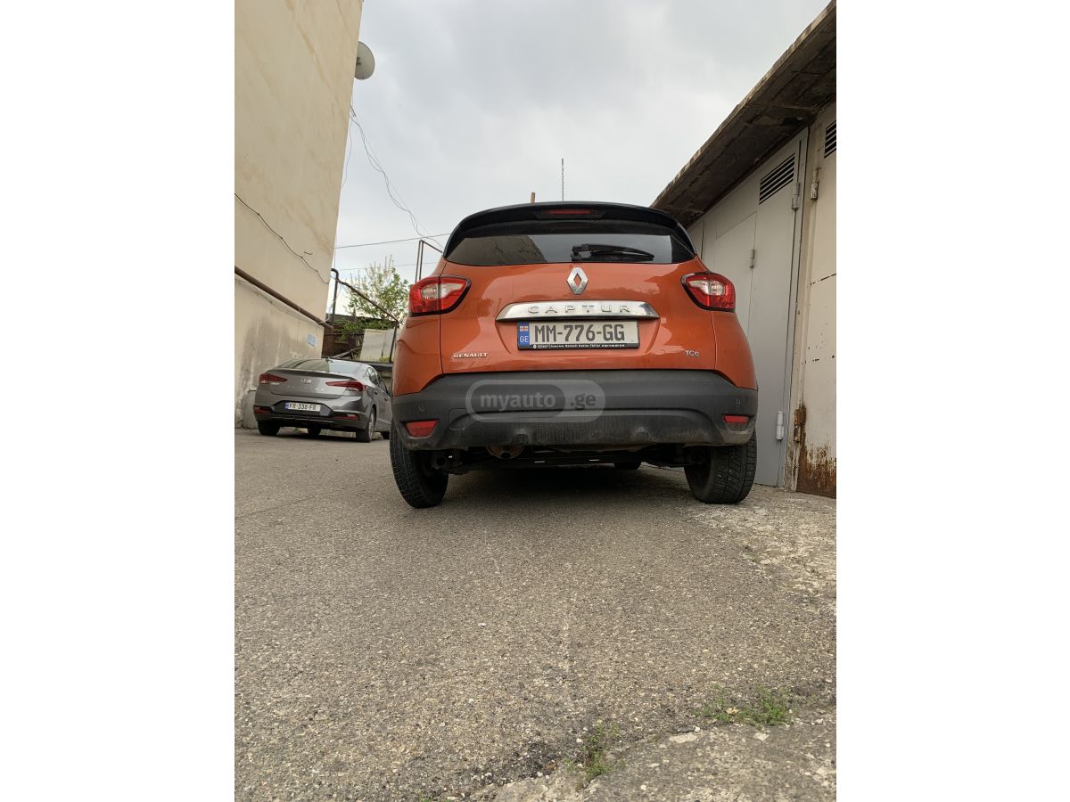 Renault Captur - фото 6