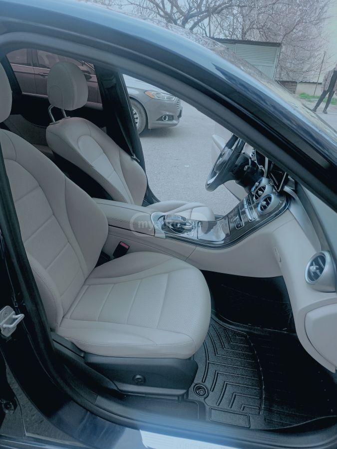 Mercedes-Benz C 300 - фото 4