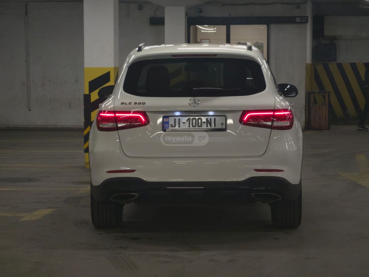 Mercedes-Benz GLC 300 - фото 7