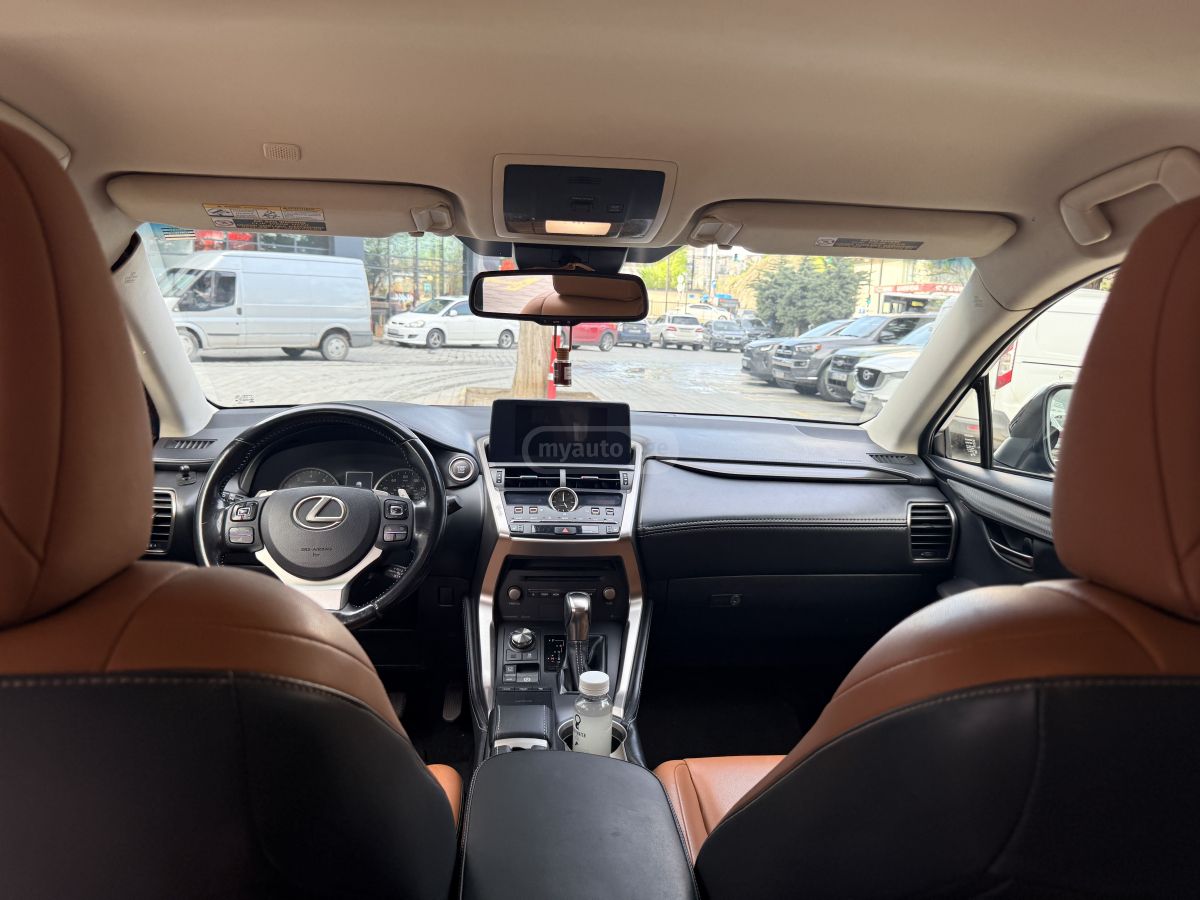 Lexus NX 300 - фото 6