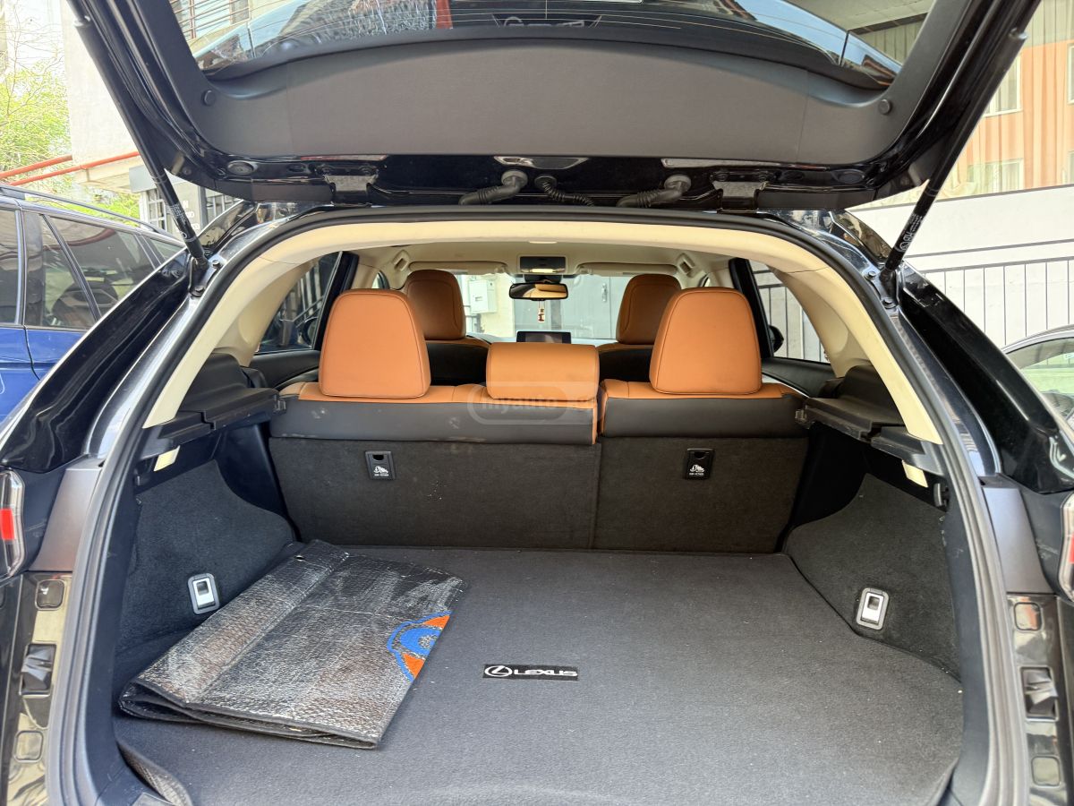 Lexus NX 300 - фото 8