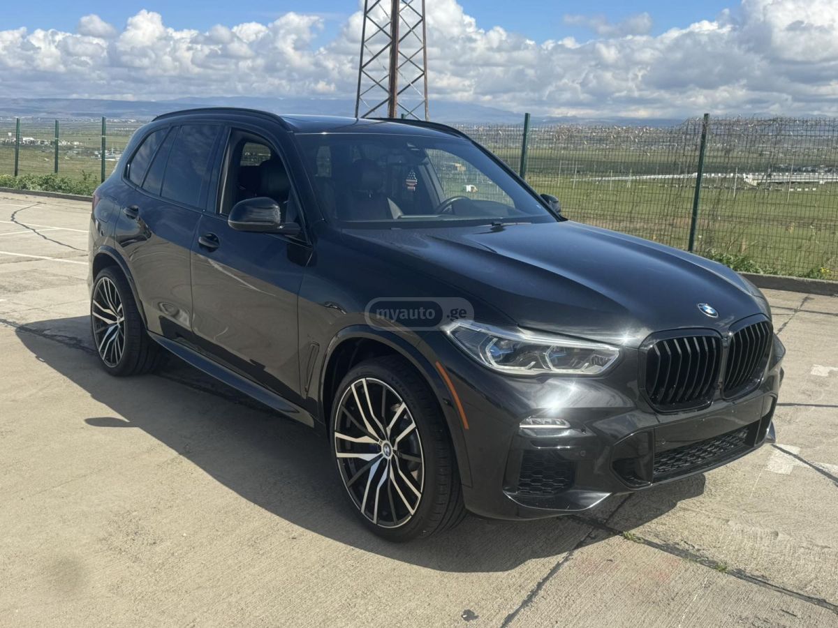 BMW X5 - фото 1