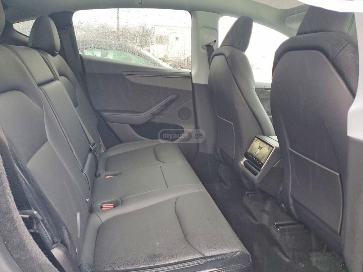 Tesla Model S 2026 — миниатюра 11