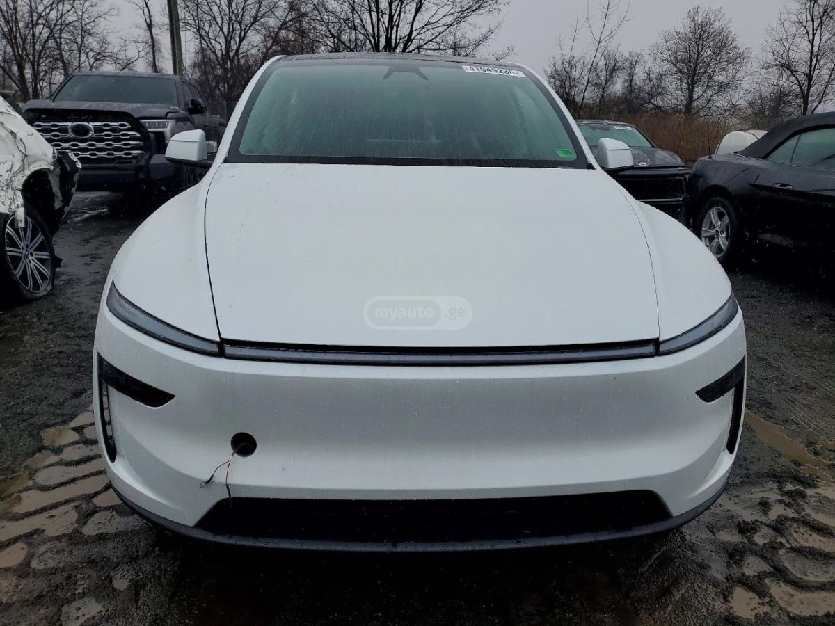 Tesla Model S 2026 — миниатюра 5