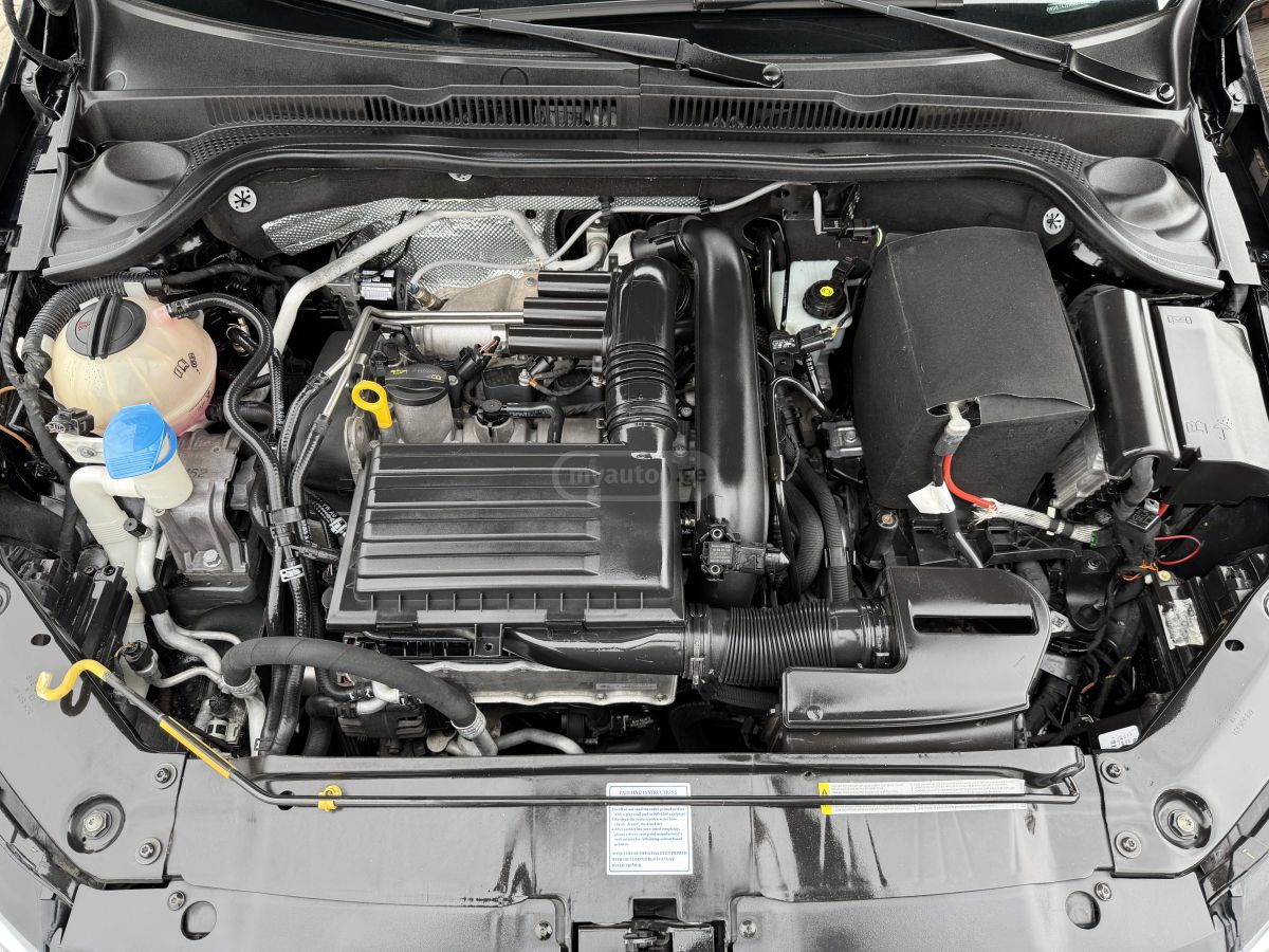 Volkswagen Jetta - фото 11