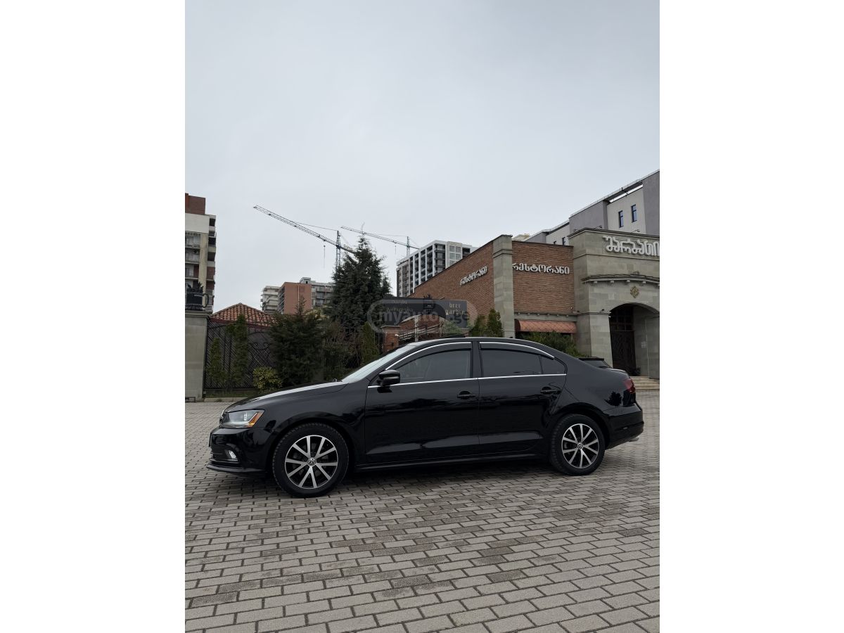 Volkswagen Jetta - фото 8