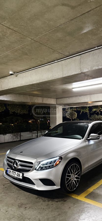 Mercedes-Benz C 300 - фото 1