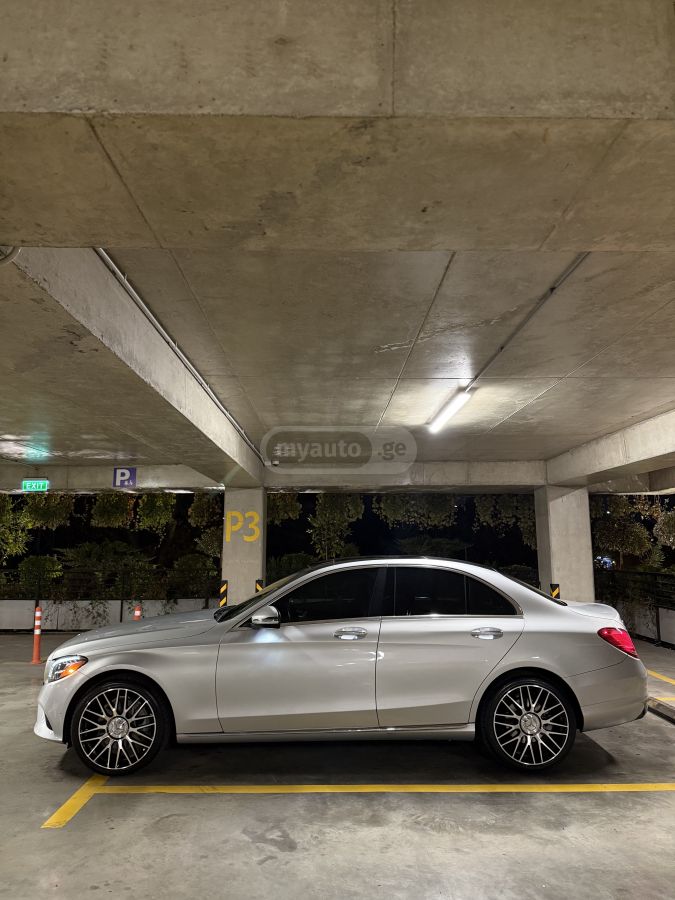 Mercedes-Benz C 300 - фото 4