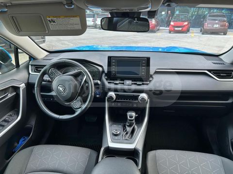 Toyota RAV 4 - фото 9