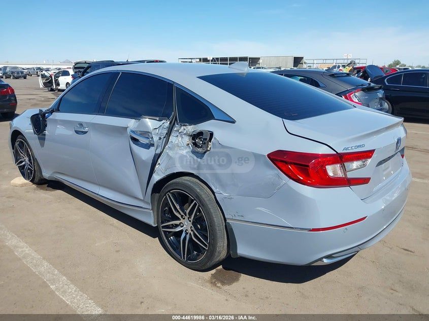 Honda Accord - фото 3