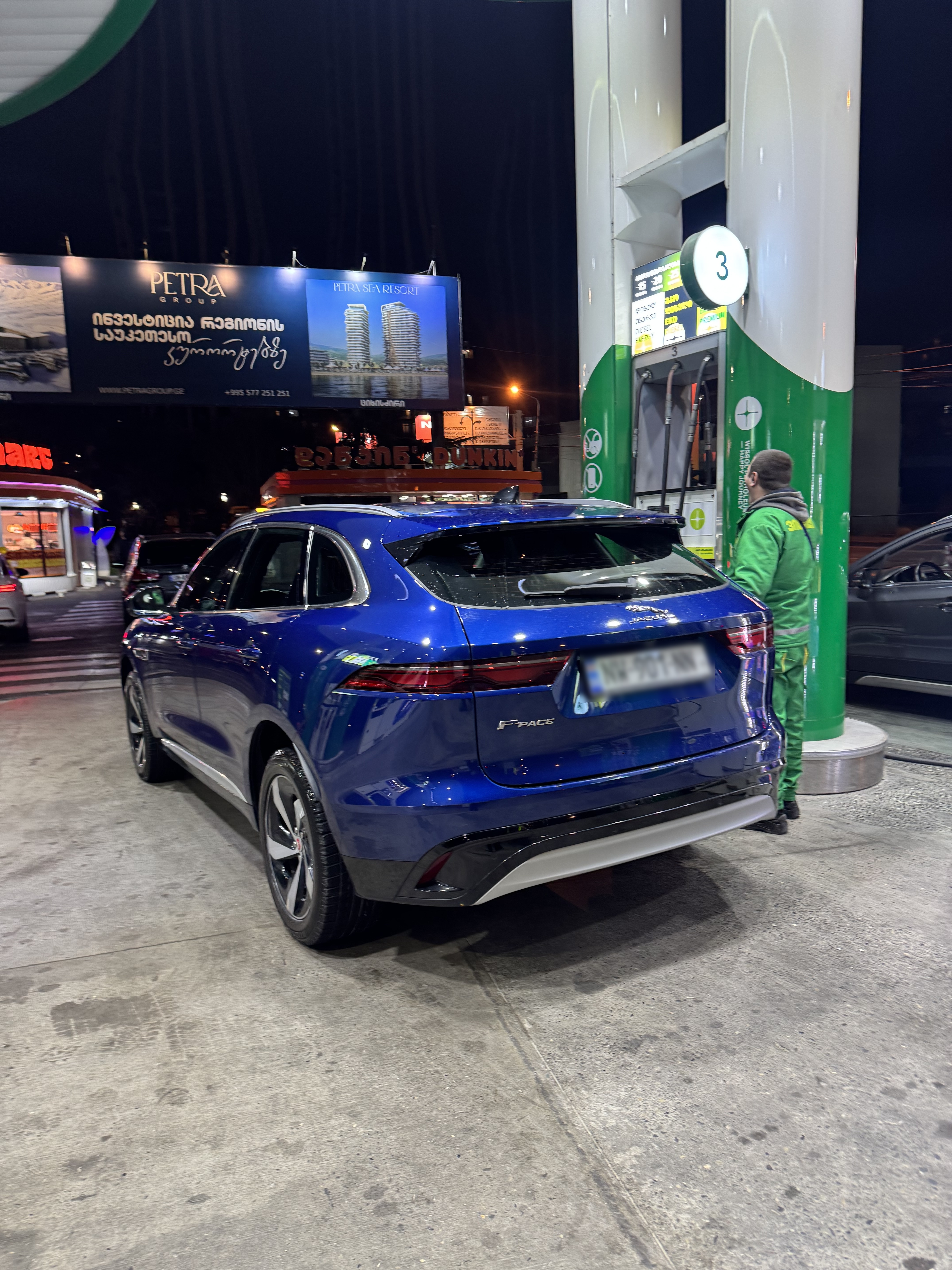 Jaguar F-Pace - фото 1