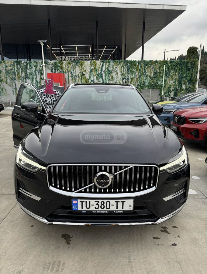 Volvo XC 60 - фото 1