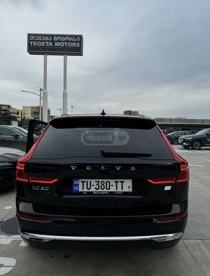 Volvo XC 60 - фото 2