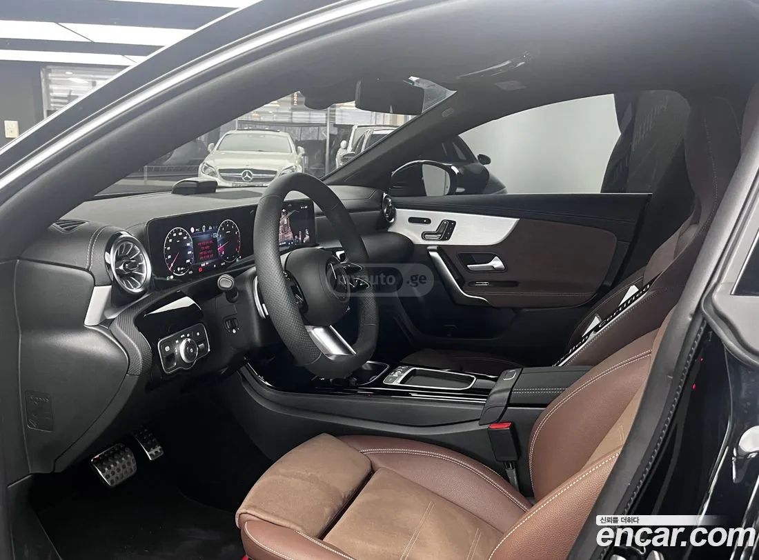 Mercedes-Benz CLA 35 AMG 2026 — миниатюра 10