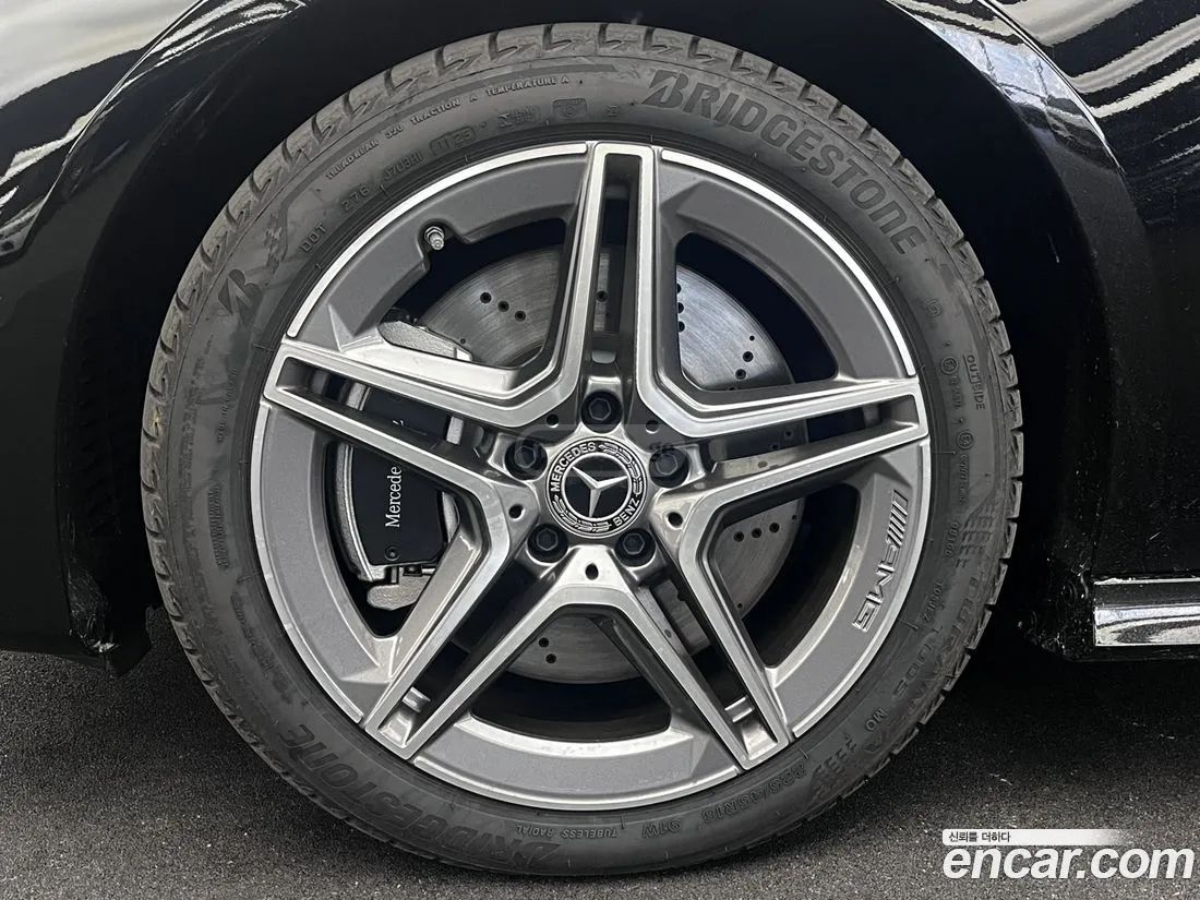 Mercedes-Benz CLA 35 AMG 2026 — миниатюра 5